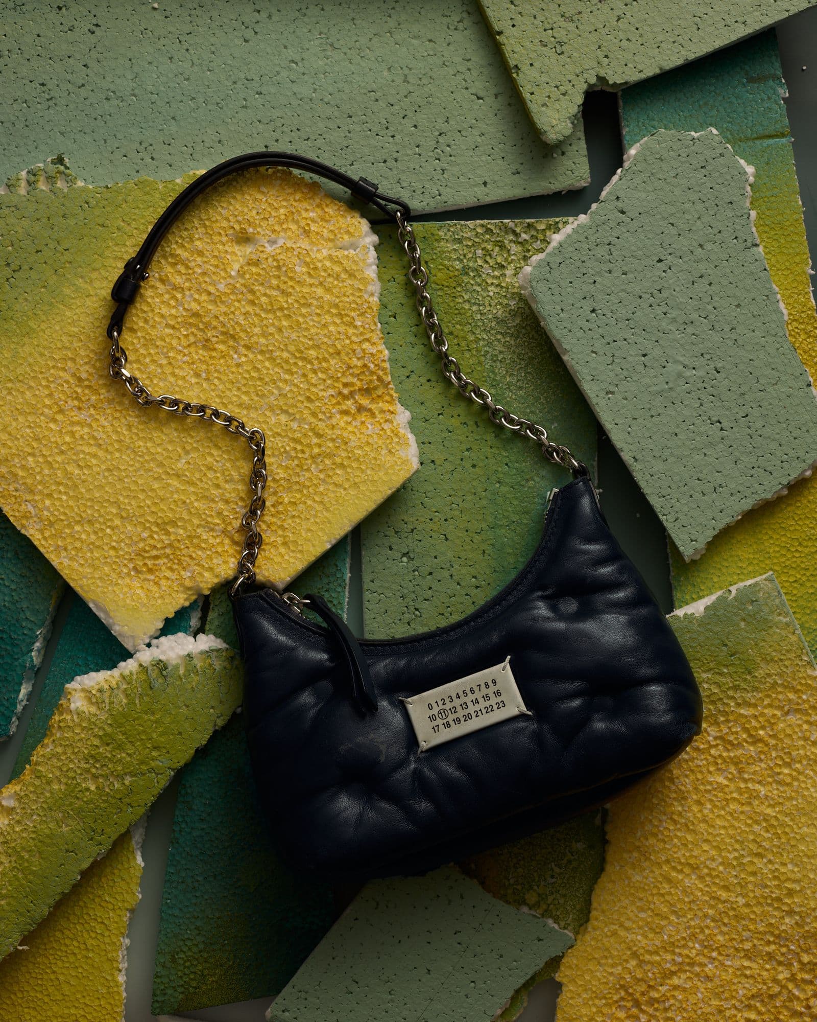 Mixed, still life — image 5 of 5.